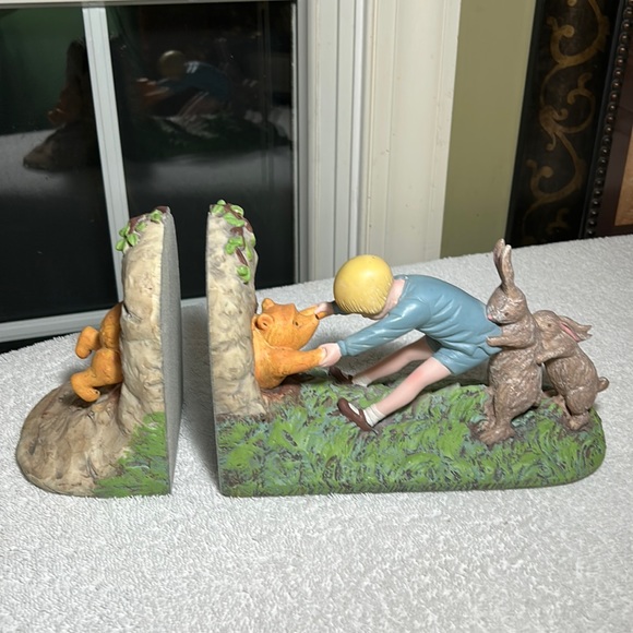 Vintage! Like NEW! Disney “Winnie the Pooh” Bookends - Picture 1 of 6